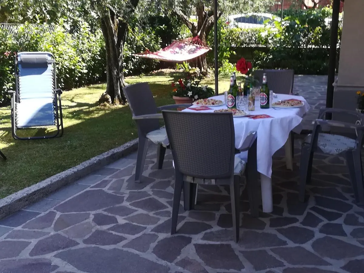 Appartamento Oasi Verde Lago Desenzano del Garda 0*,