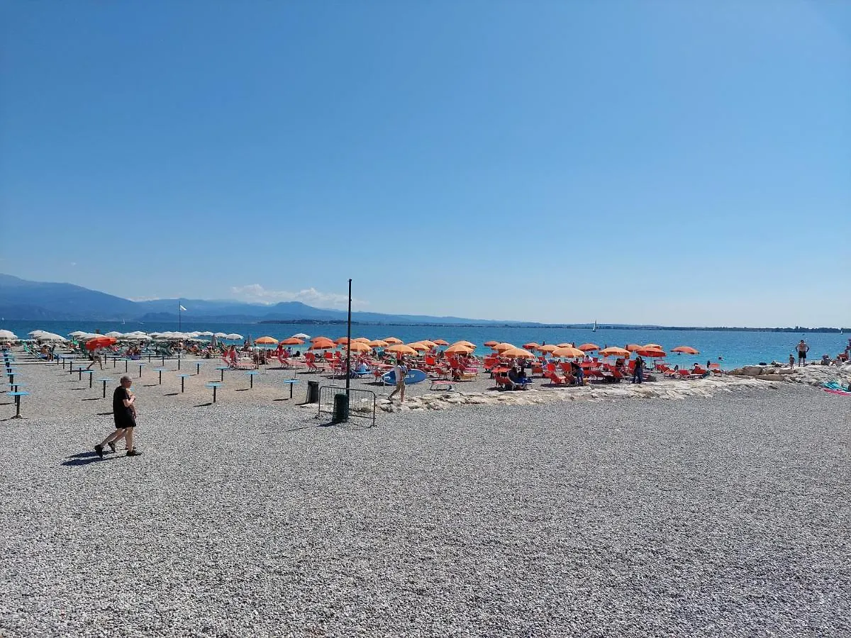 Appartamento Oasi Verde Lago Desenzano del Garda Apartment