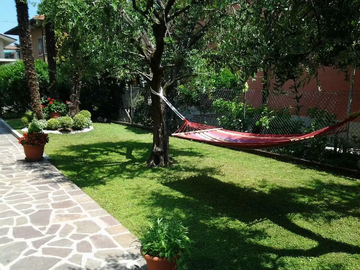Appartamento Oasi Verde Lago Desenzano del Garda Apartment
